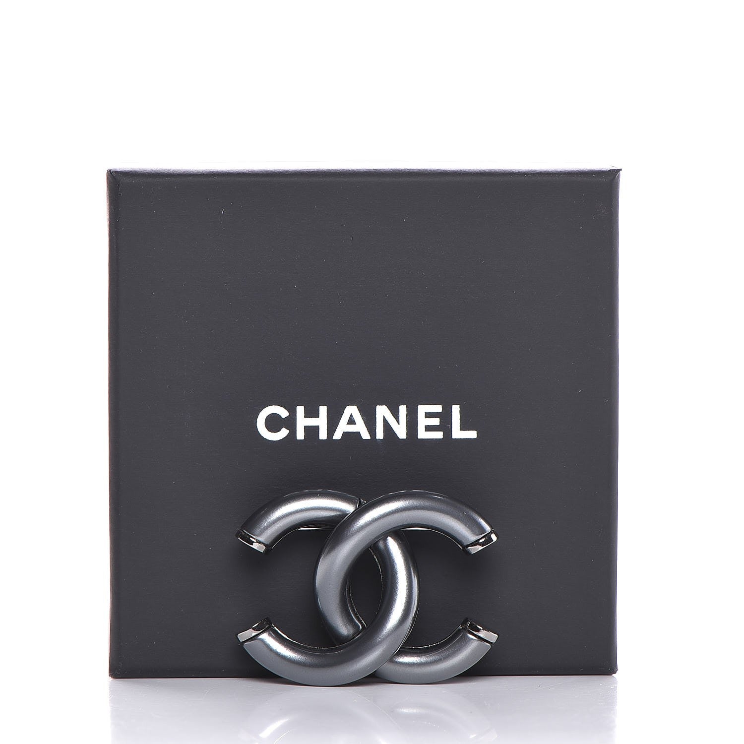 Chanel Ruthenium CC Brooch Pearly Grey 5 of 5