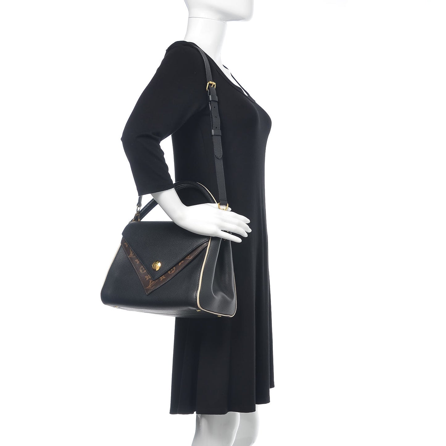 Monogram Double V Black
