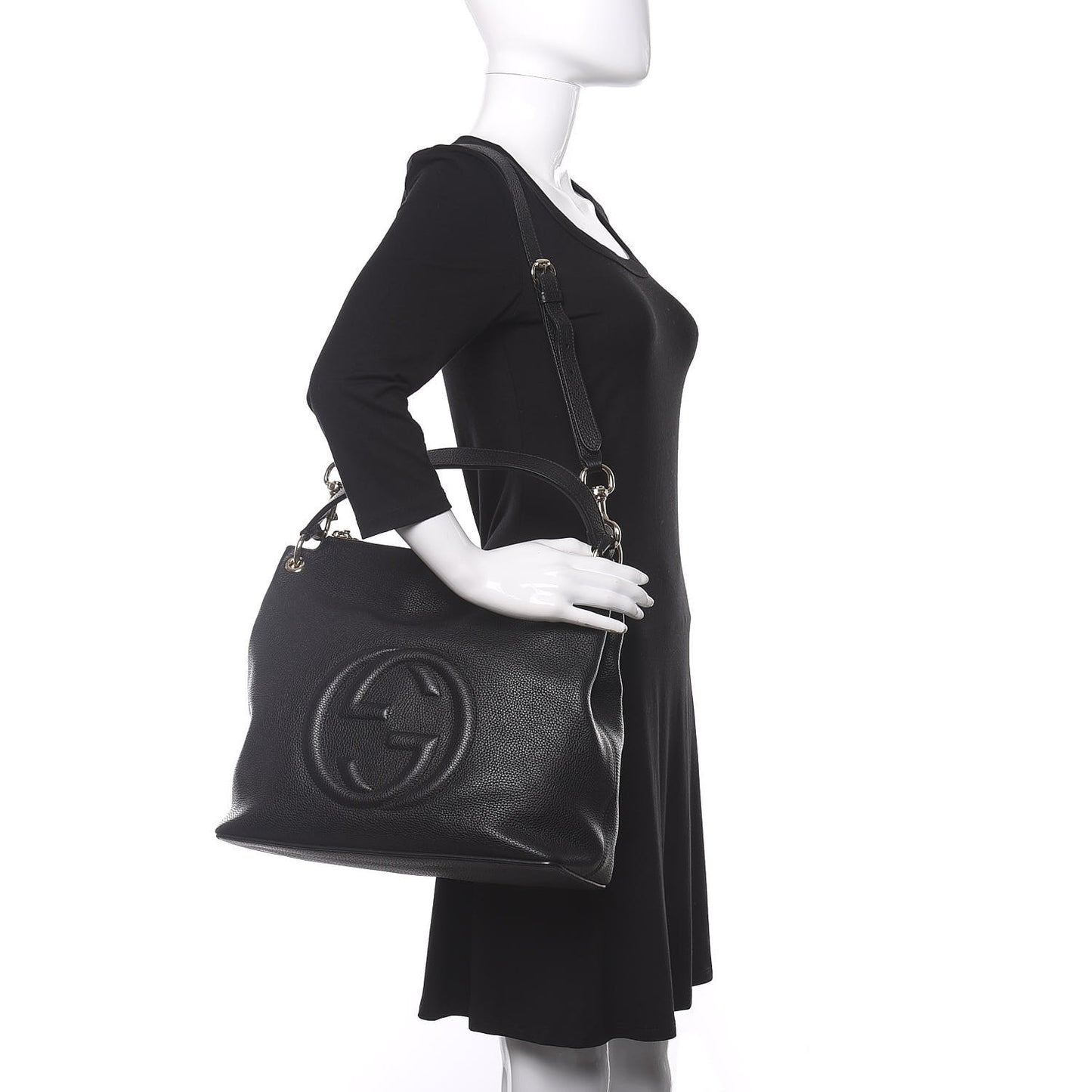 Pebbled Calfskin Large Soho Hobo Black