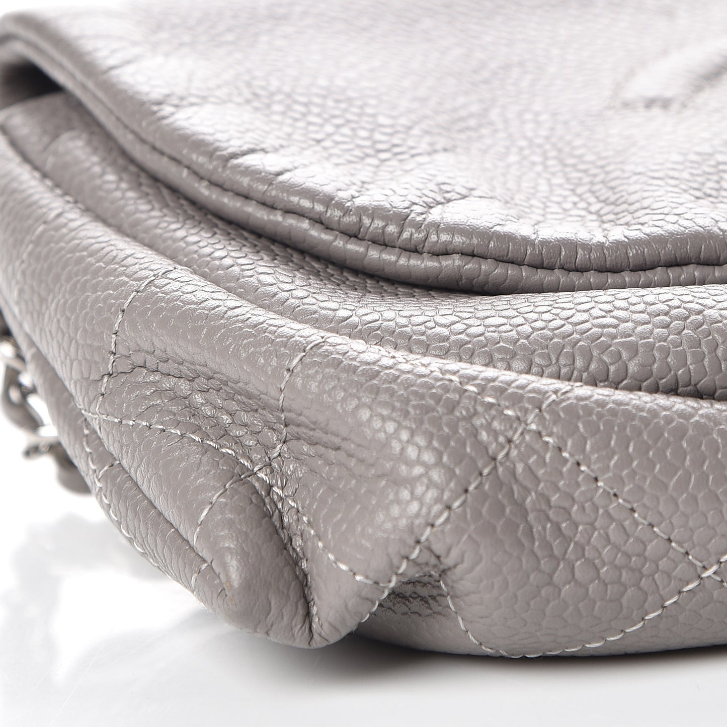 Caviar Half Moon Wallet On Chain WOC Light Grey