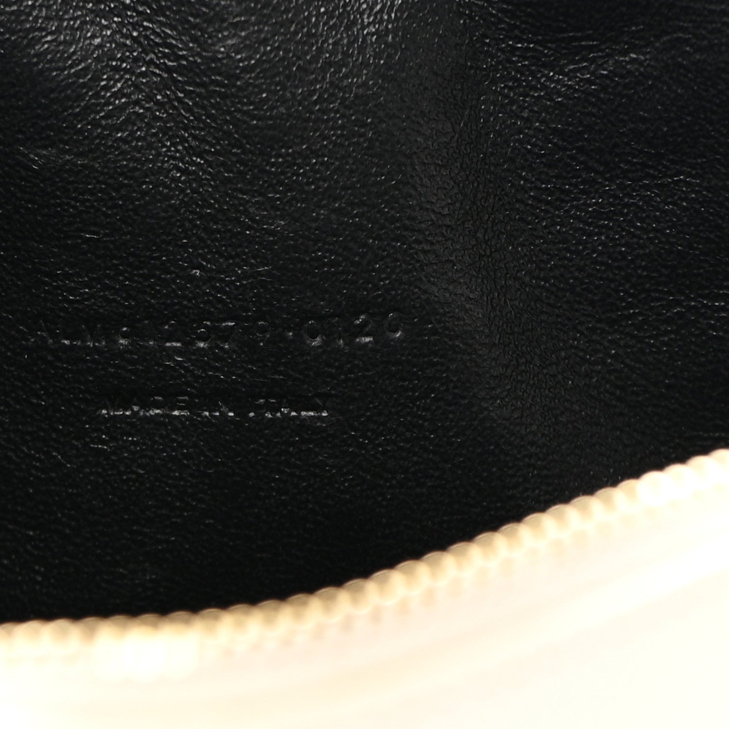 Saint Laurent Grain De Poudre Matelasse Monogram Mini Lou Camera Bag Crema Soft 6 of 9