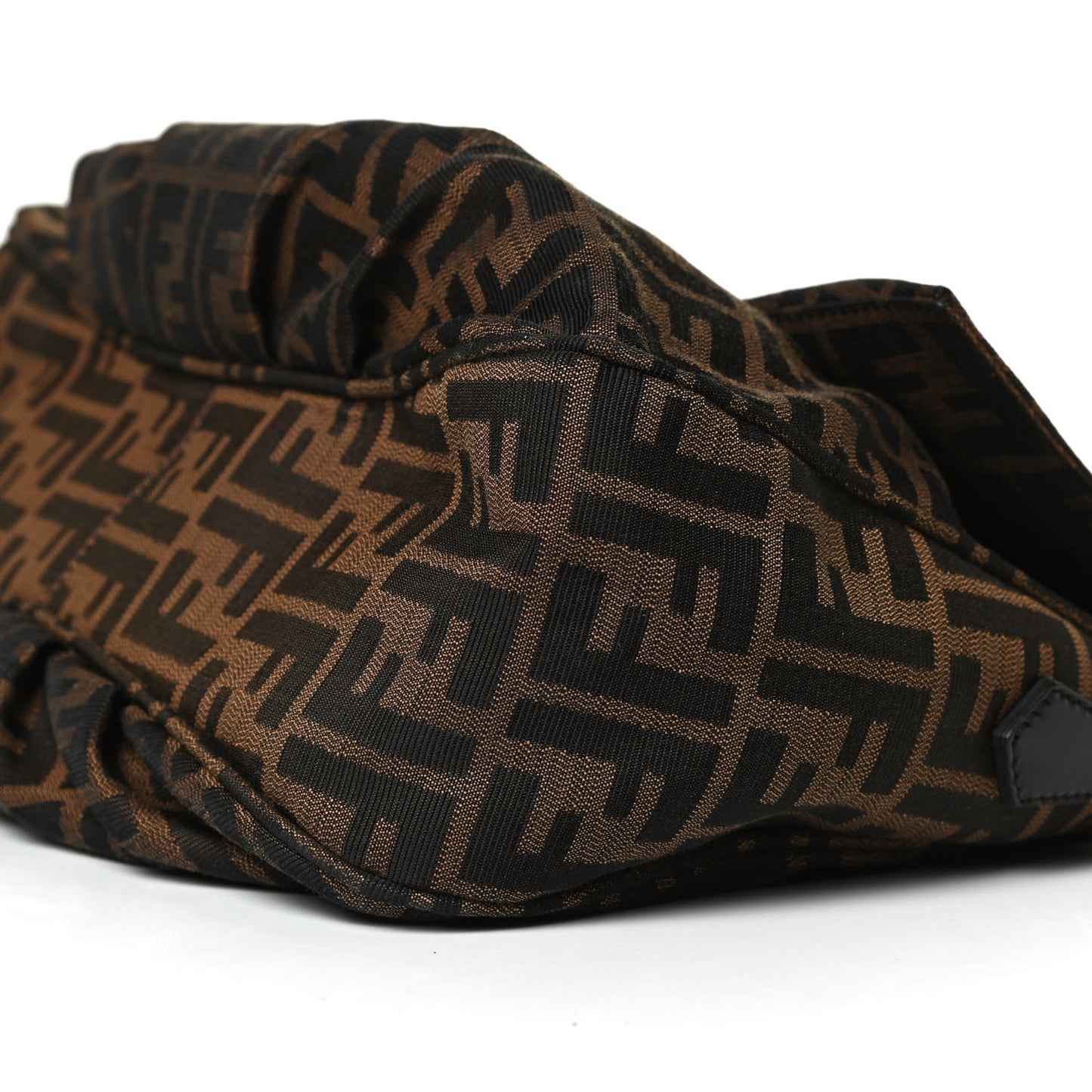 Zucca Patent Mia Shoulder Flap Tobacco