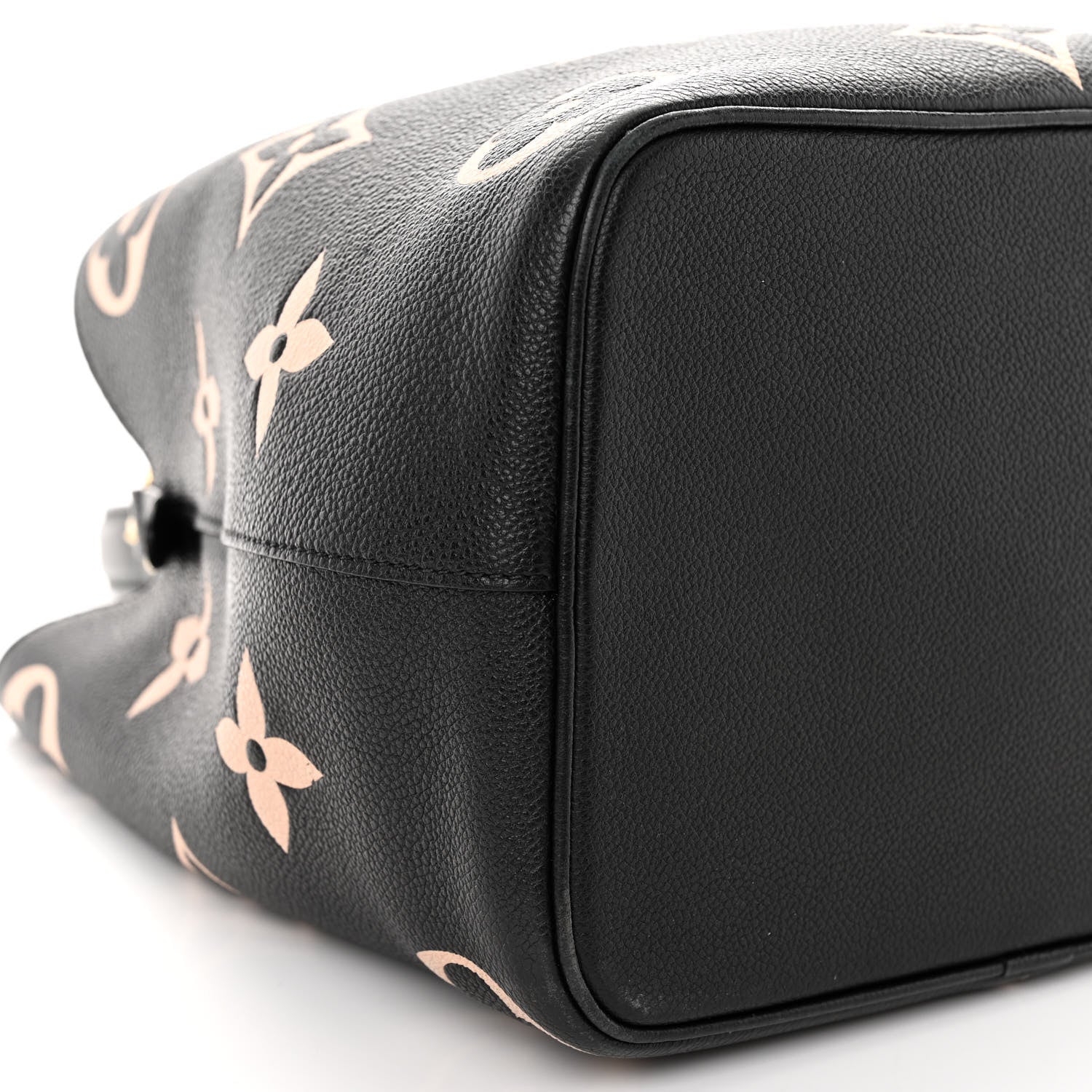 Louis Vuitton Empreinte Monogram Giant Neonoe MM Black Beige 8 of 10