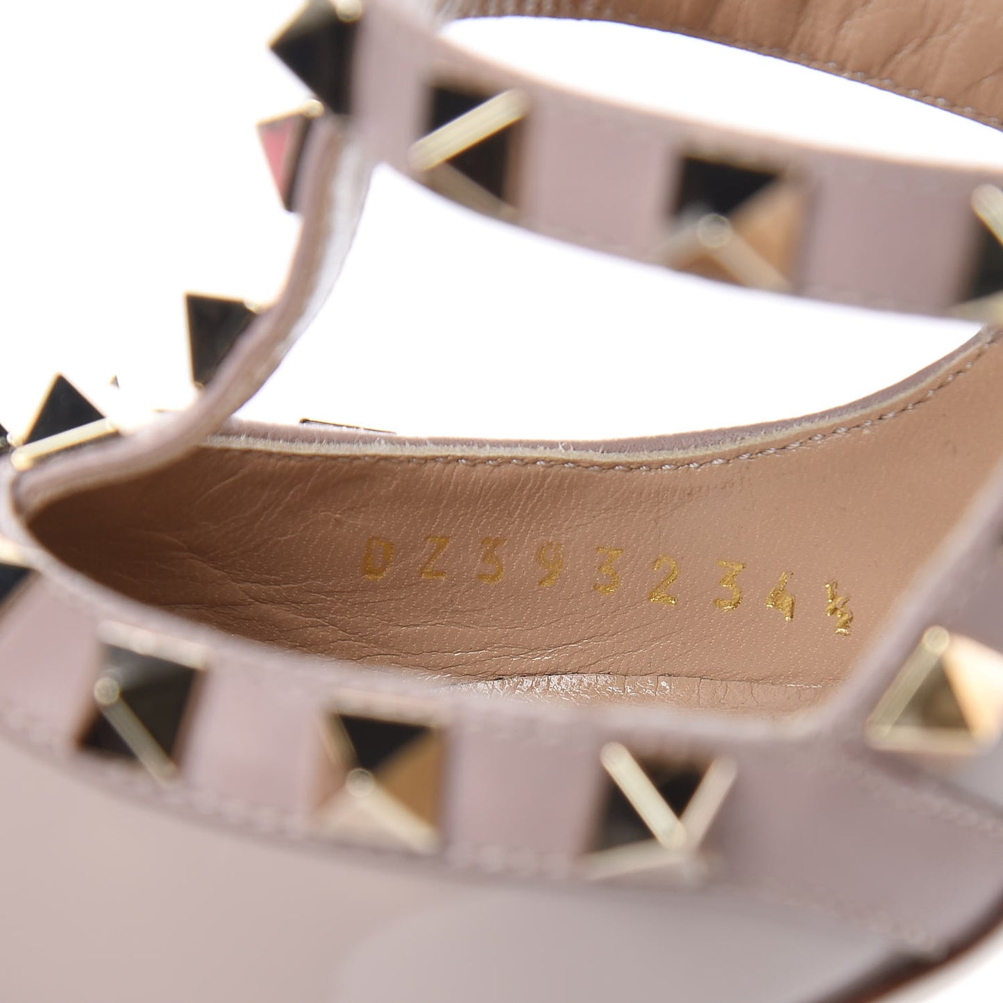 Patent Rockstud Ankle Strap Pumps 34.5 Poudre