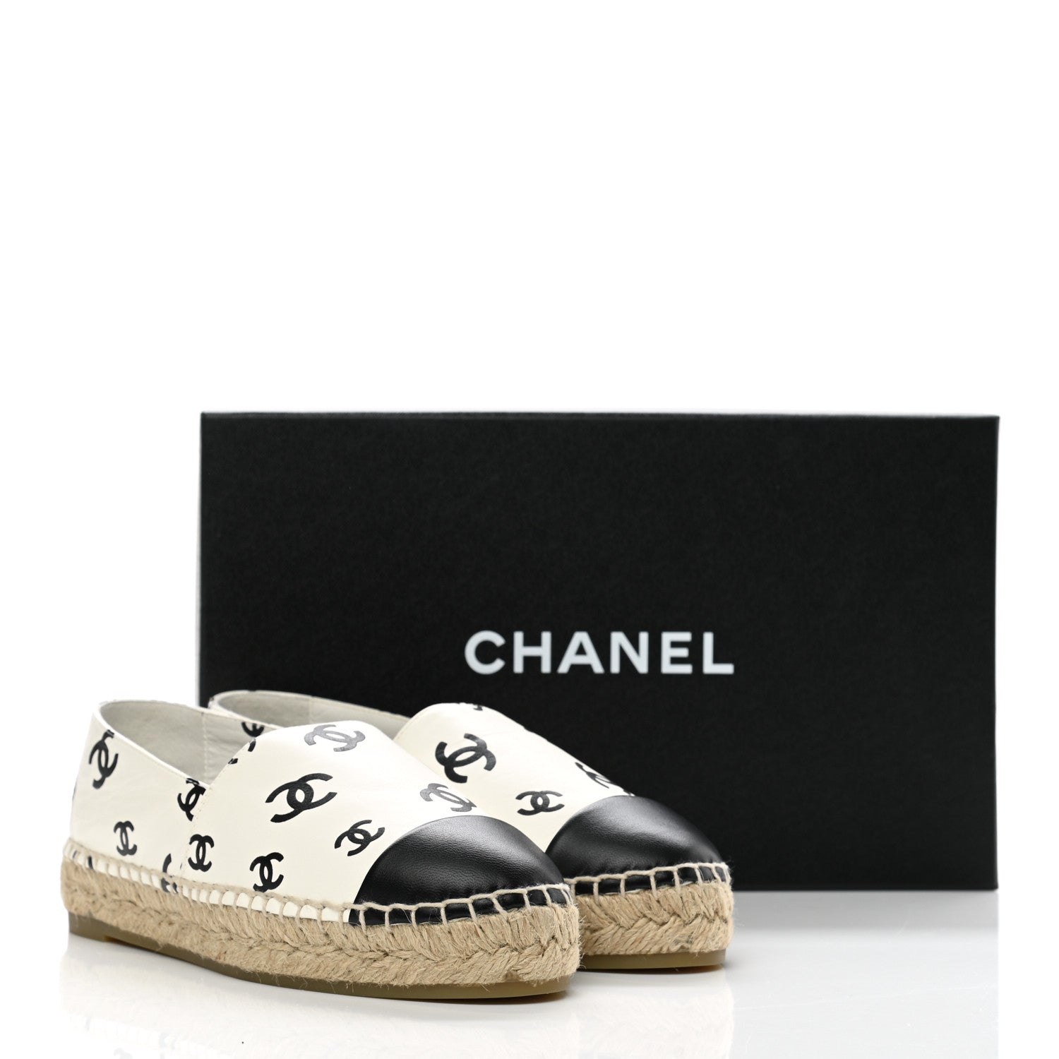 Chanel Lambskin Printed CC Espadrilles 35 White Black 10 of 10