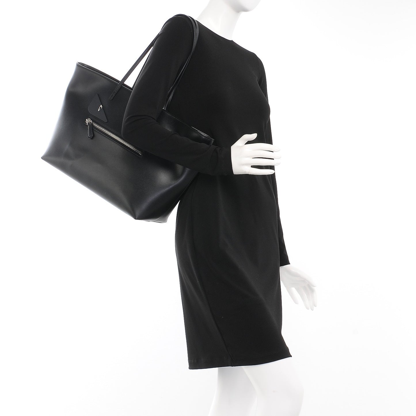 Vitello Liberty Lucido Metal Monster Eyes Medium Roll Tote Black