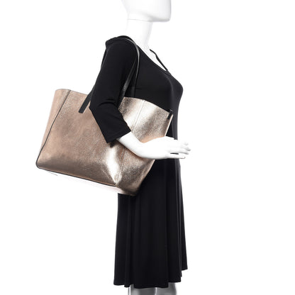 MCM Grained Calfskin Large Reversible Wandel Tote Black 3 of 19