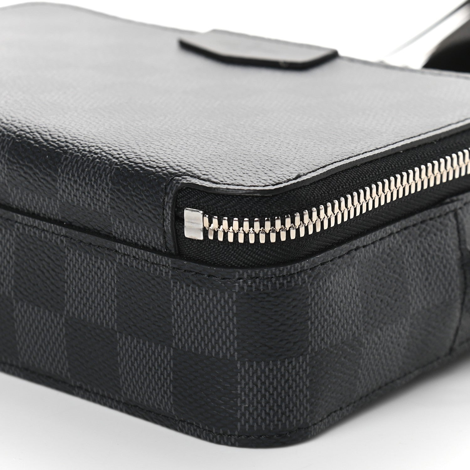 Louis Vuitton Damier Graphite Alpha Wearable Wallet 9 of 9