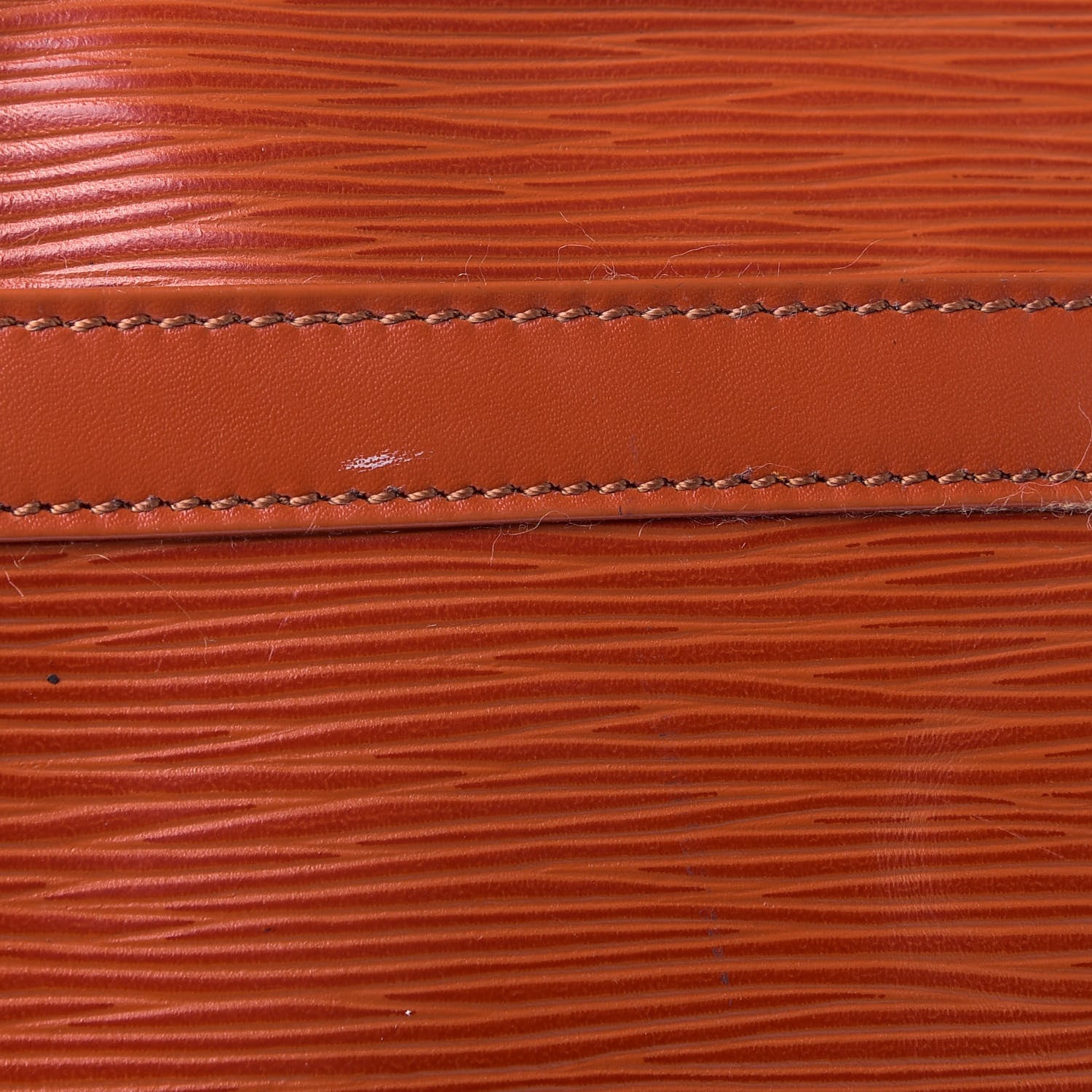 Louis Vuitton Epi Trocadero 24 Kenyan Fawn 10 of 10