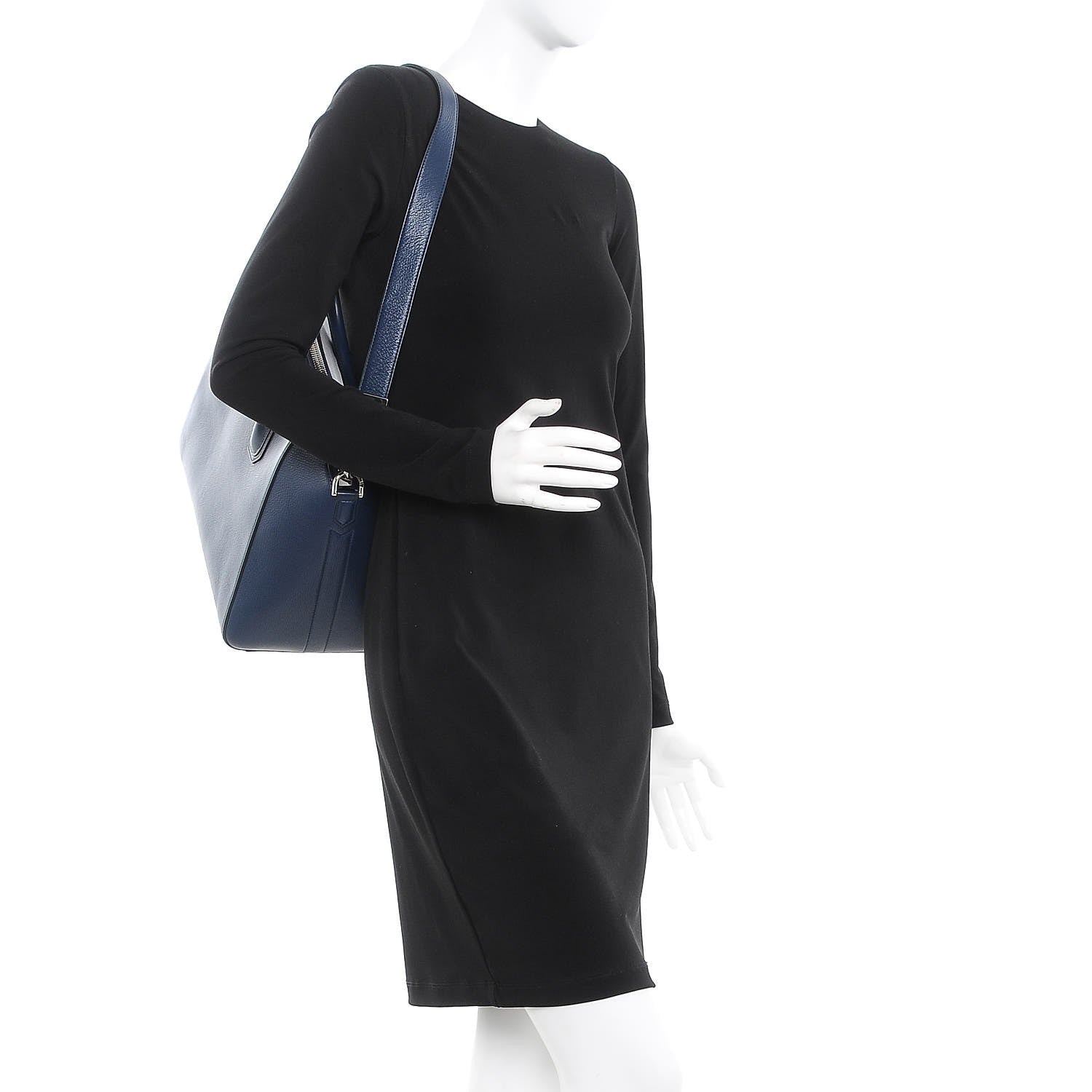 Givenchy Sugar Goatskin Medium Antigona Night Blue 3 of 18