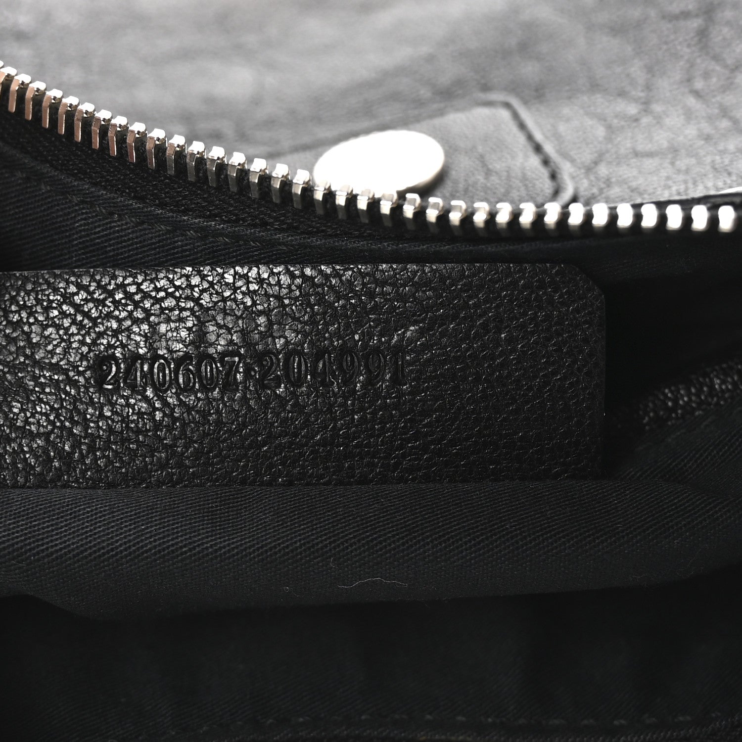 Alexander McQueen Calfskin Studded De Manta Clutch Black 7 of 7