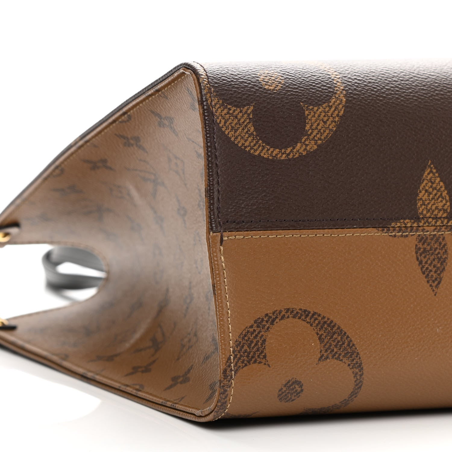 Louis Vuitton Reverse Monogram Giant Onthego MM 8 of 10