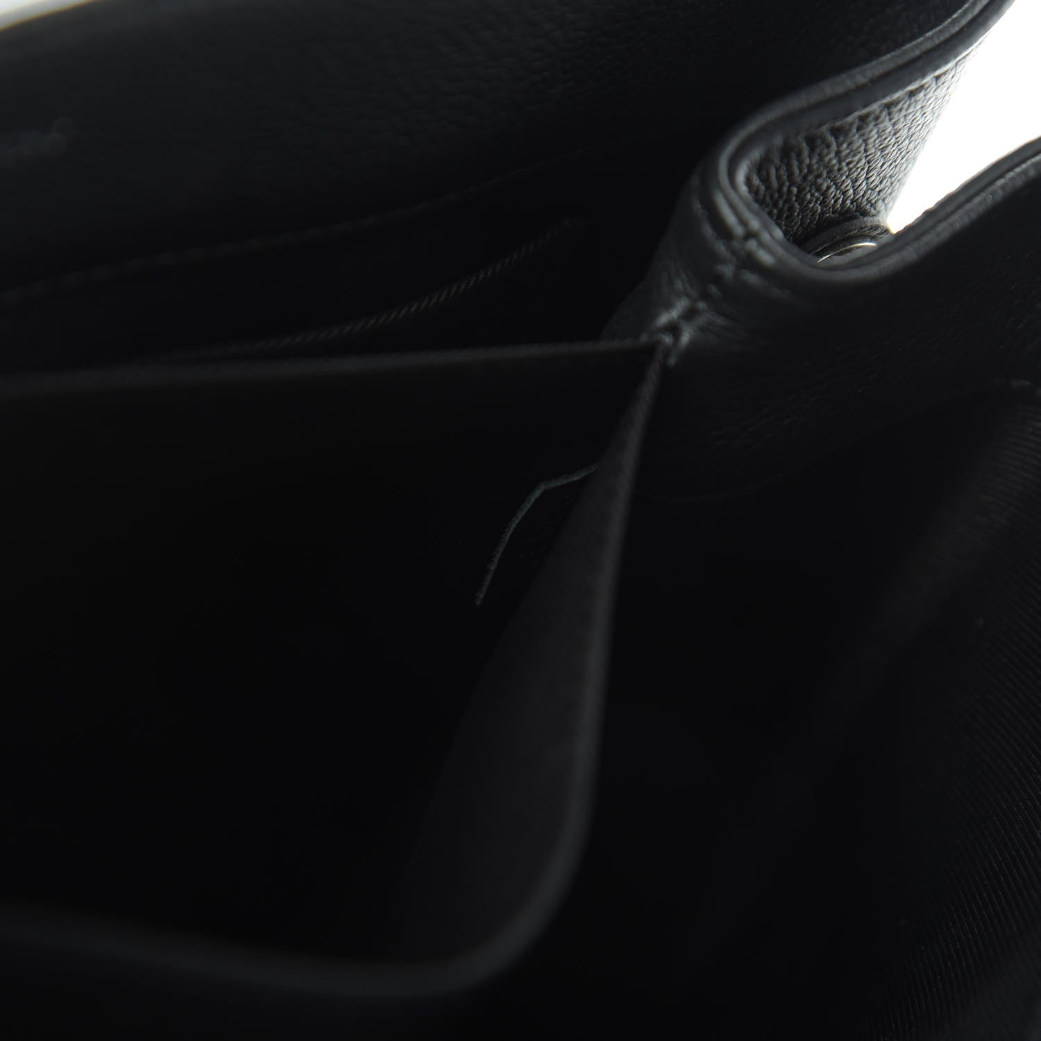 Louis Vuitton Soft Calfskin Lockme II Top Handle Black 7 of 12