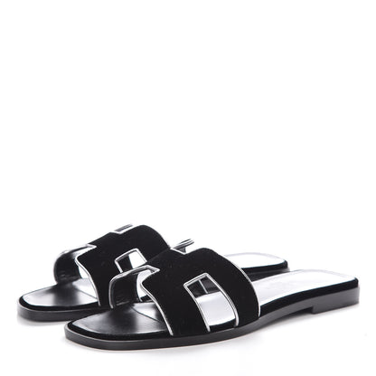Hermes Velvet Nappa Oran Sandals 36 Black Argent Vieilli 3 of 7