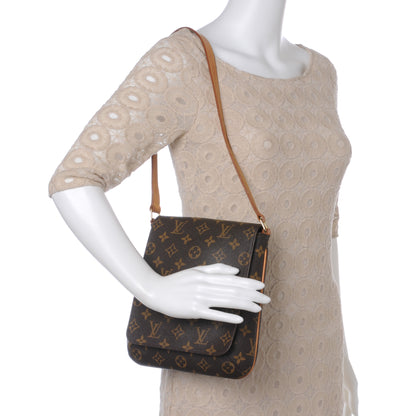 Louis Vuitton Monogram Musette Salsa 2 of 7