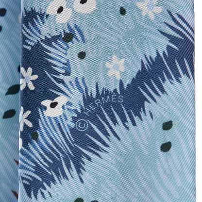 Hermes Silk Dans un Jardin Anglais Twilly Ciel Marine Brun 4 of 5