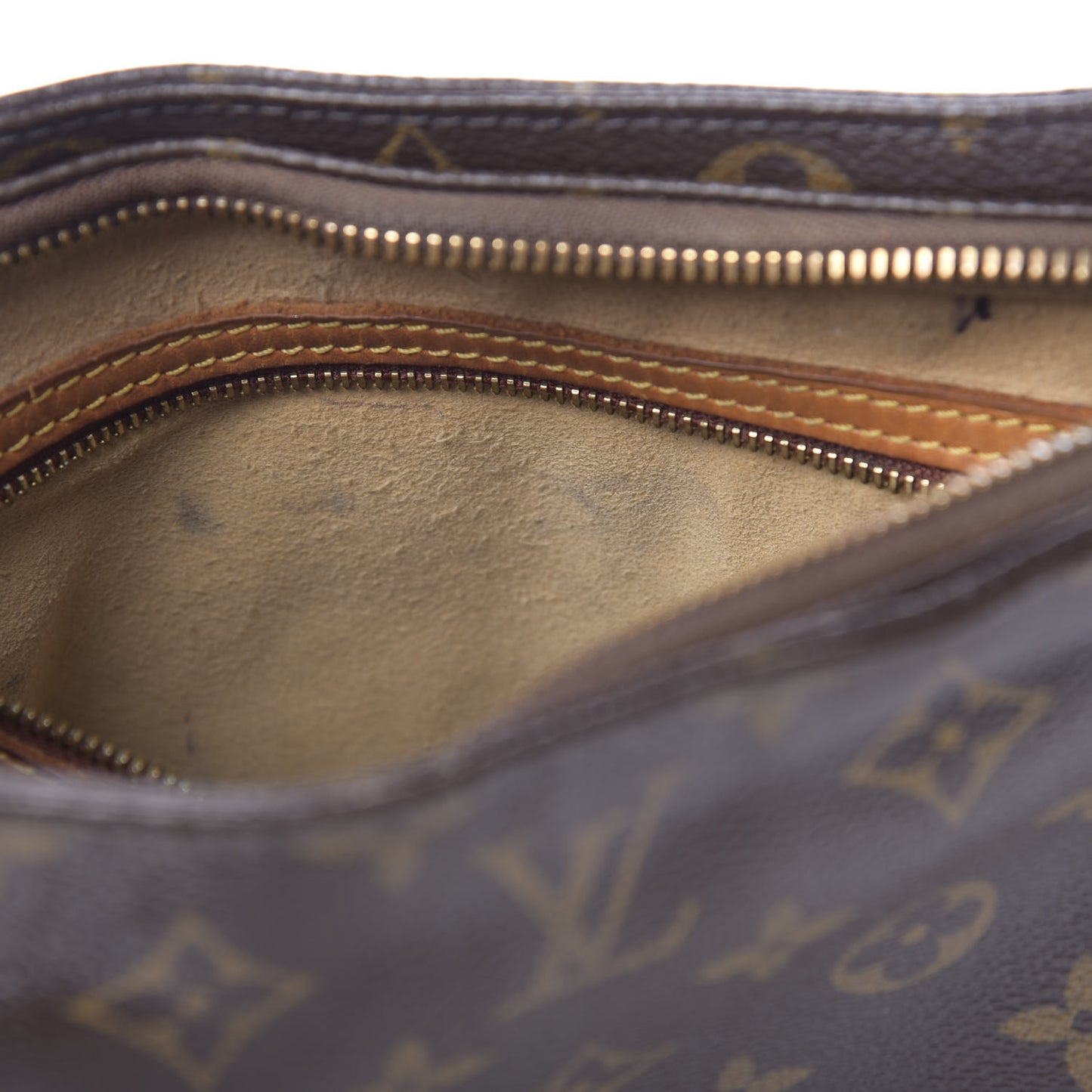 Monogram Looping MM