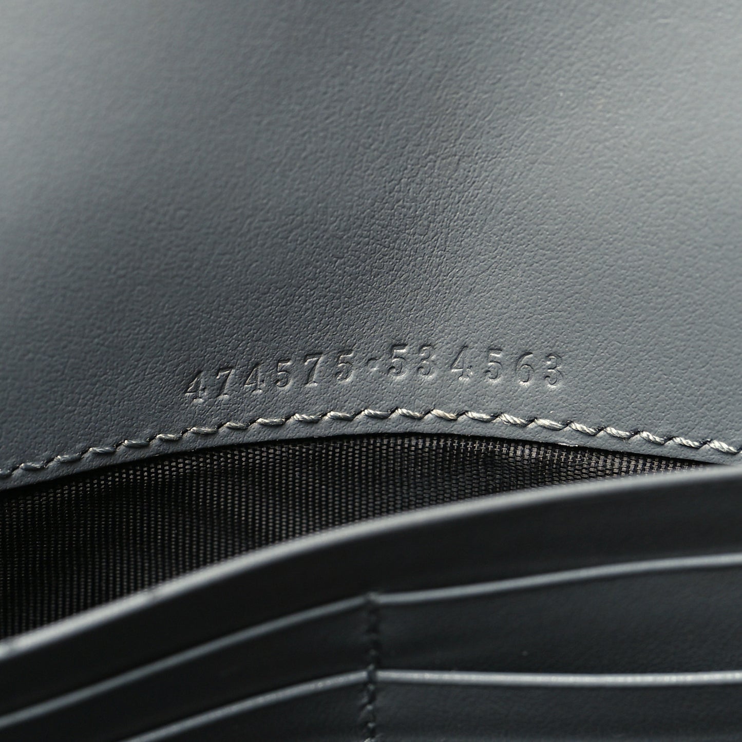 Calfskin Matelasse Aria GG Marmont Chain Wallet Deep Grey