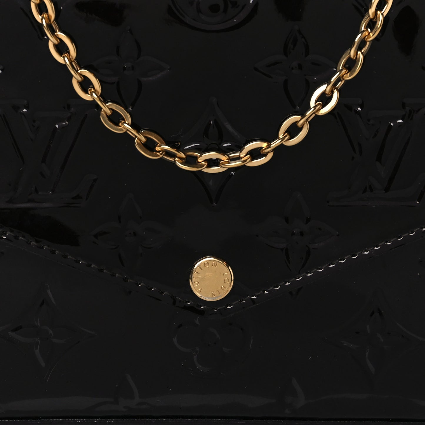 Vernis Pochette Felicie Chain Wallet Amarante