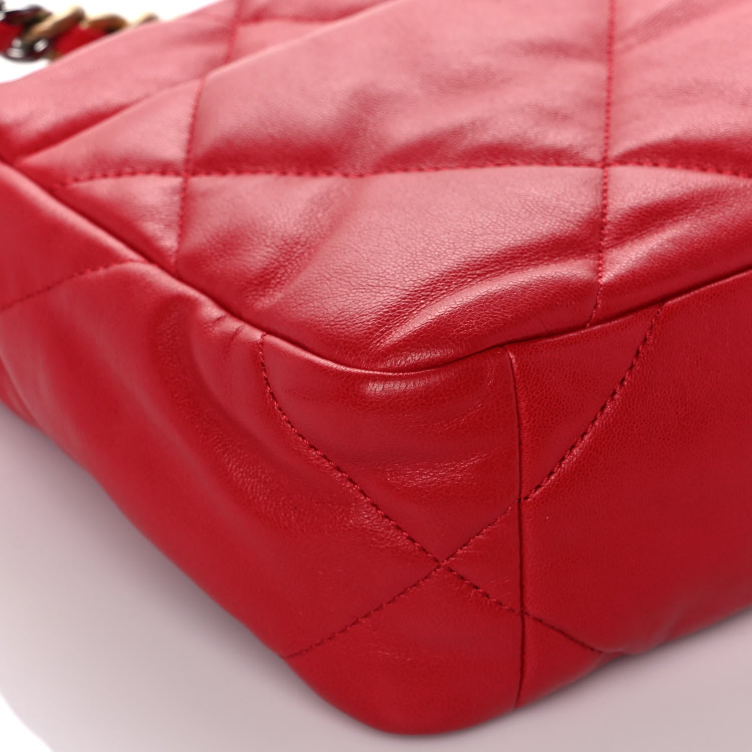 Chanel Lambskin Quilted Medium Chanel 19 Flap Red 11 of 16