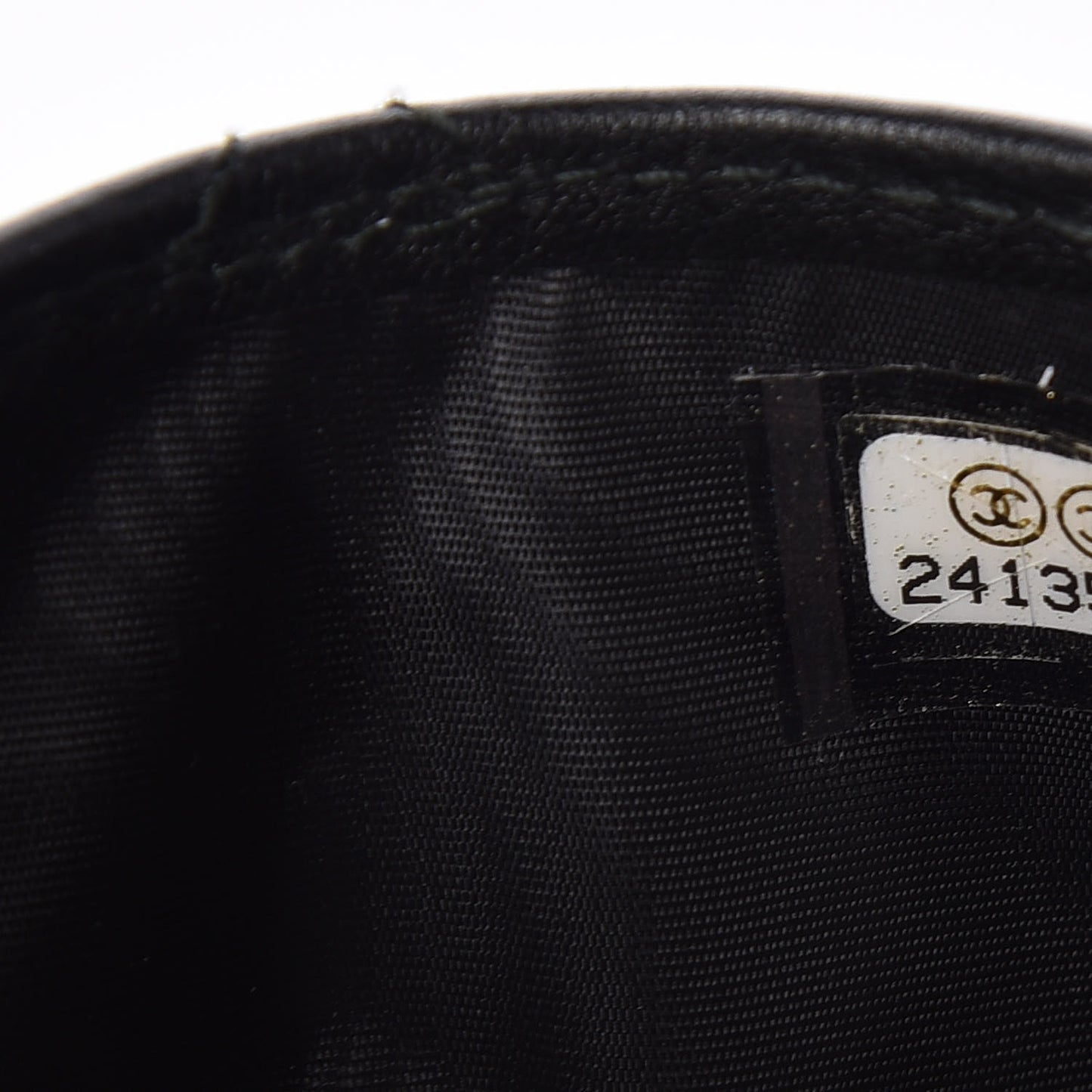 Crumpled Calfskin Quilted Card Holder So Black