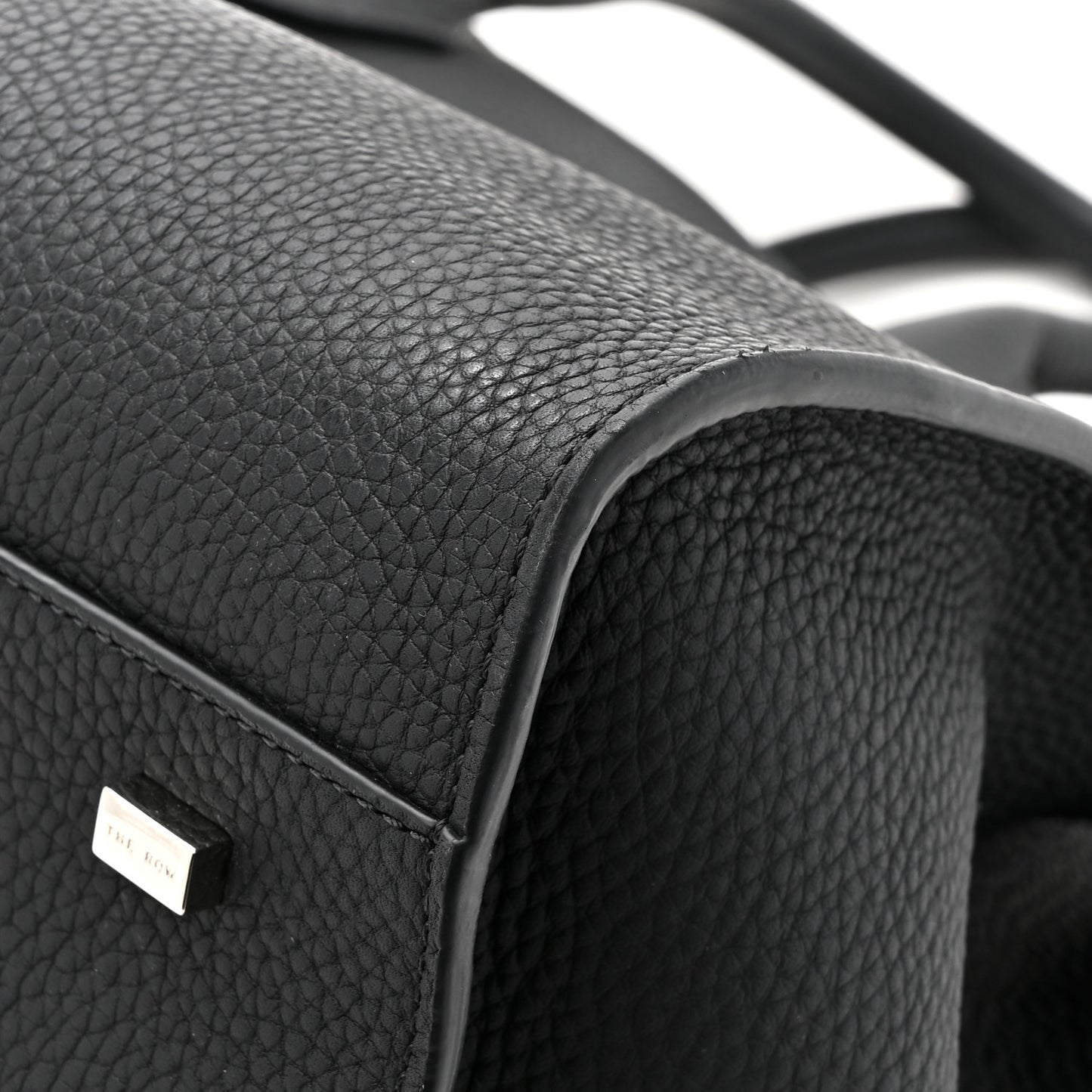 Matte Grained Calfskin Soft Margaux 15 Black