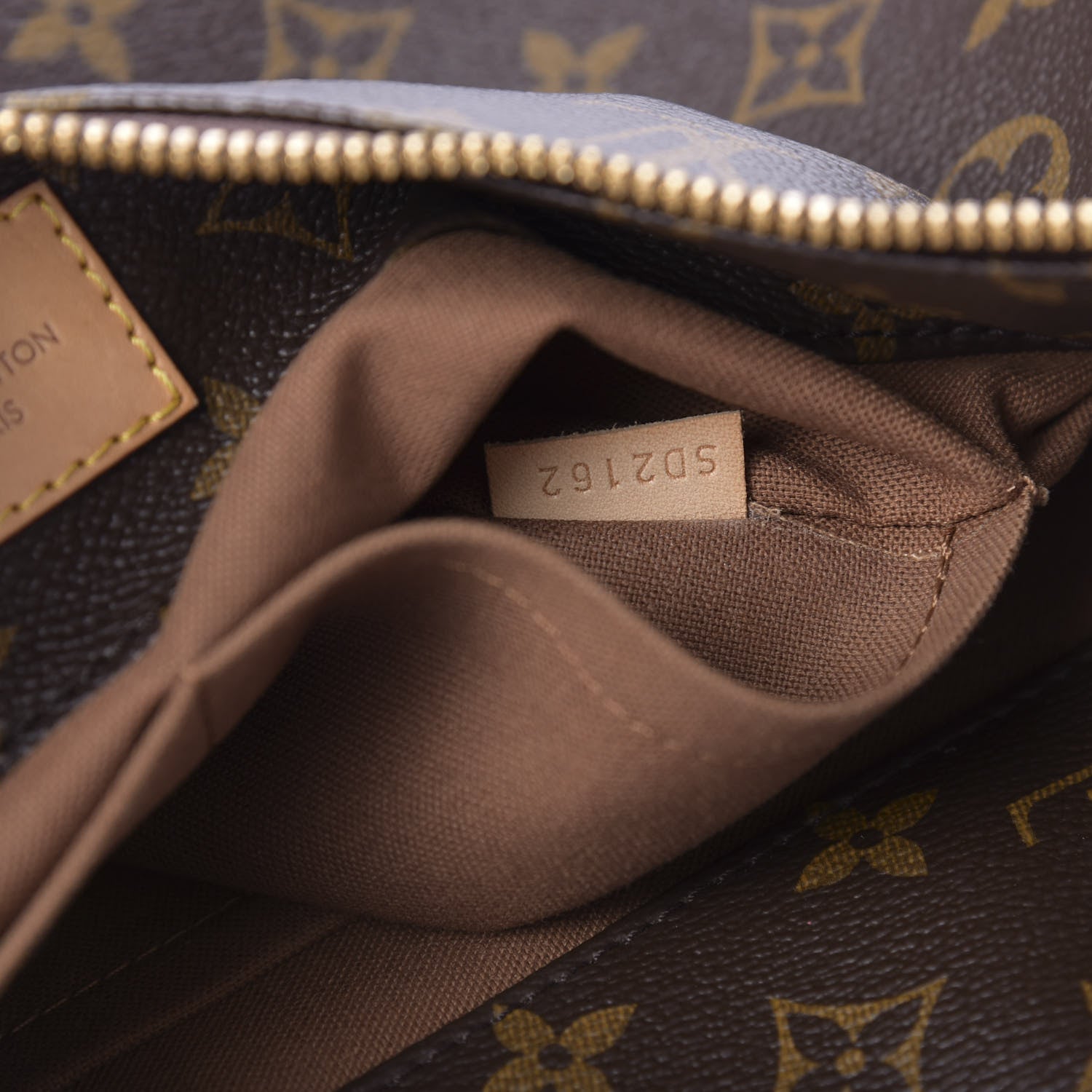 Louis Vuitton Monogram Sully PM 9 of 14