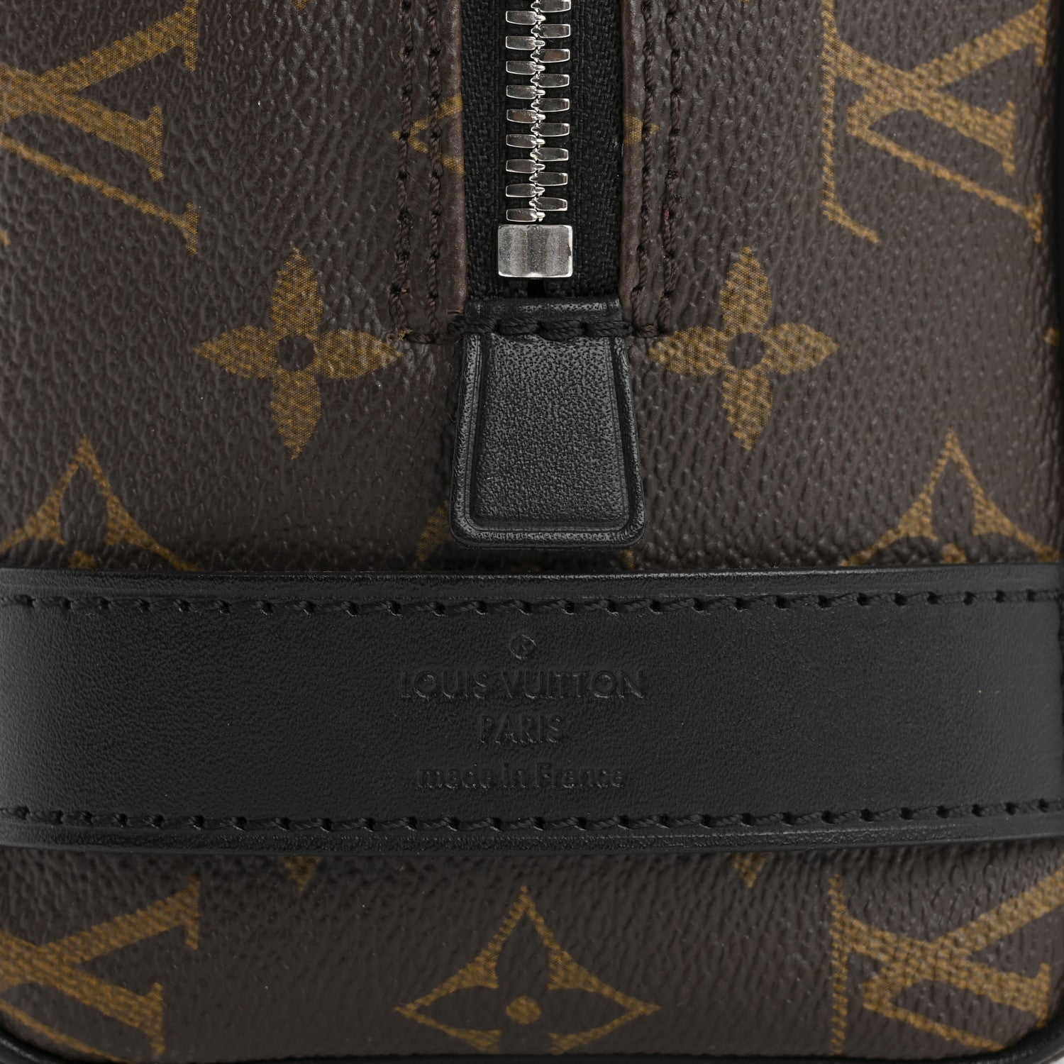 Louis Vuitton Monogram Macassar Toiletry Kit 7 of 9