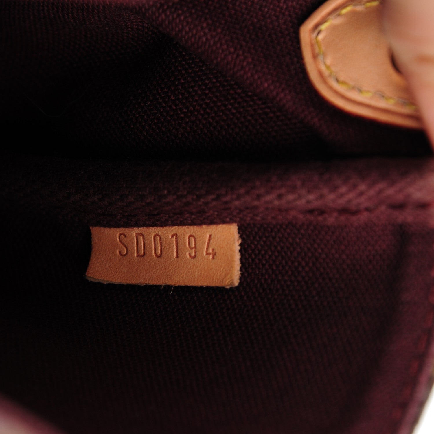 Louis Vuitton Monogram Favorite MM 6 of 8