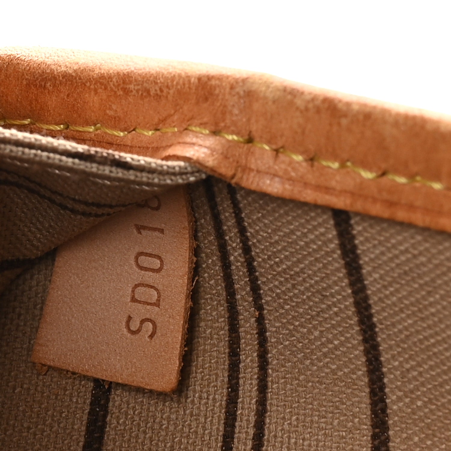 Louis Vuitton Monogram Neverfull MM 7 of 10