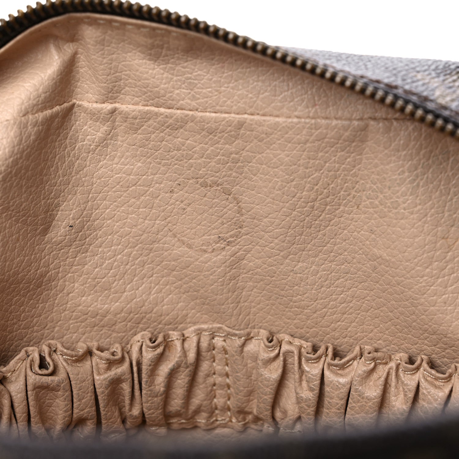 Louis Vuitton Monogram Trousse Toilette 28 11 of 18