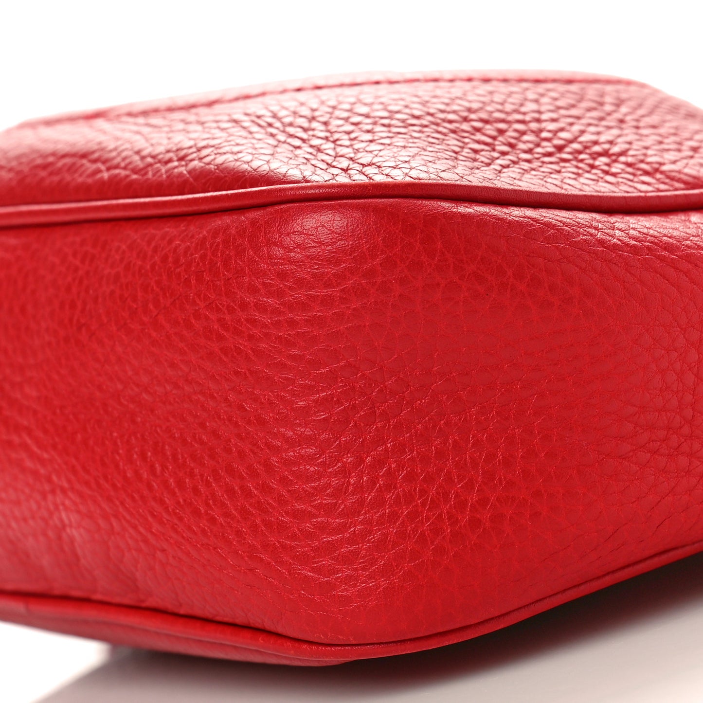 Pebbled Calfskin Small Soho Disco Bag Tabasco Red