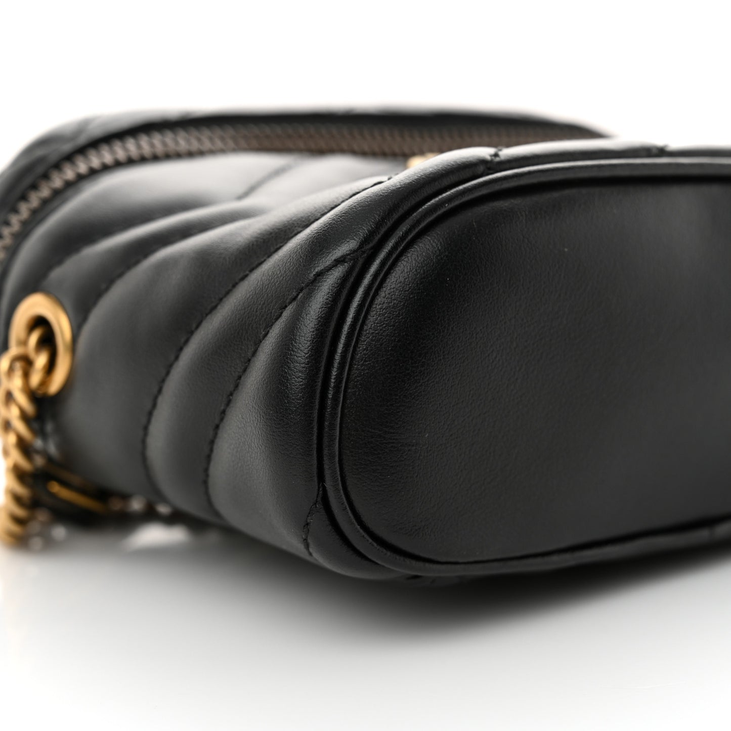 Calfskin Matelasse Chevron Mini GG Marmont Top Handle Bag Black