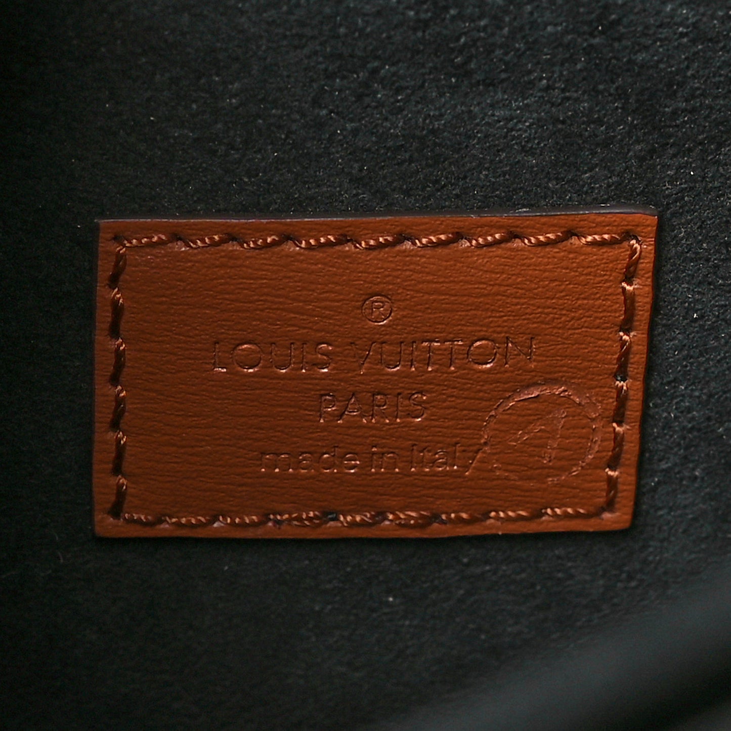 Reverse Monogram Dauphine MM
