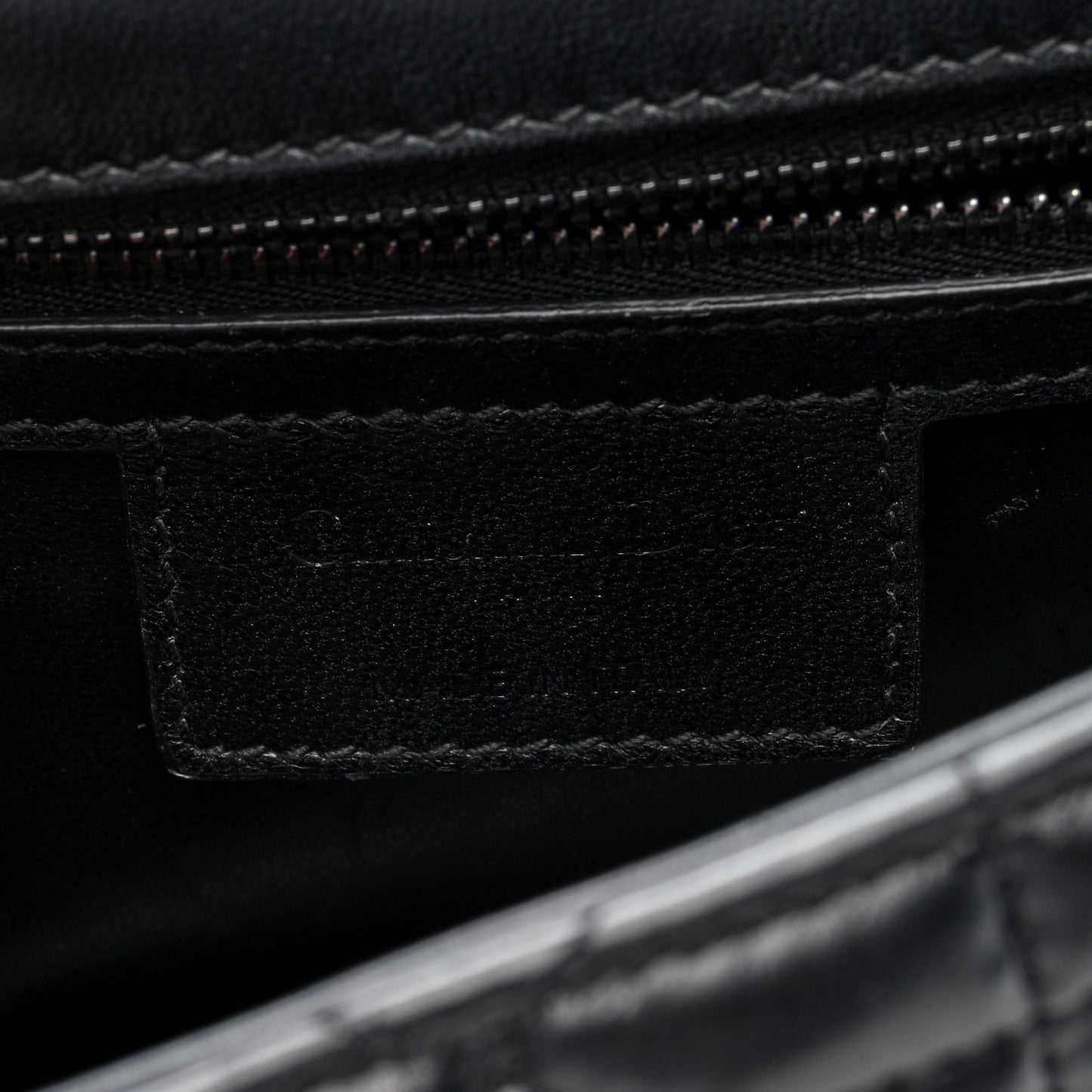 Calfskin Macrocannage Medium Caro Bag Black