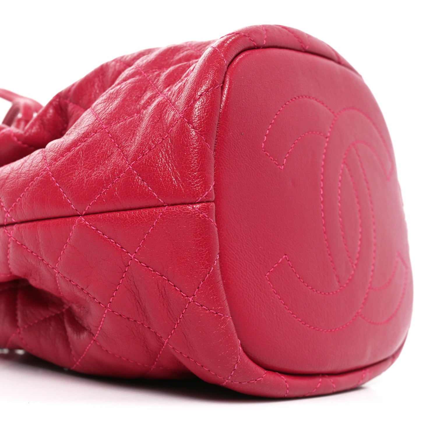 Lambskin Quilted CC Chain Bucket Bag Pink