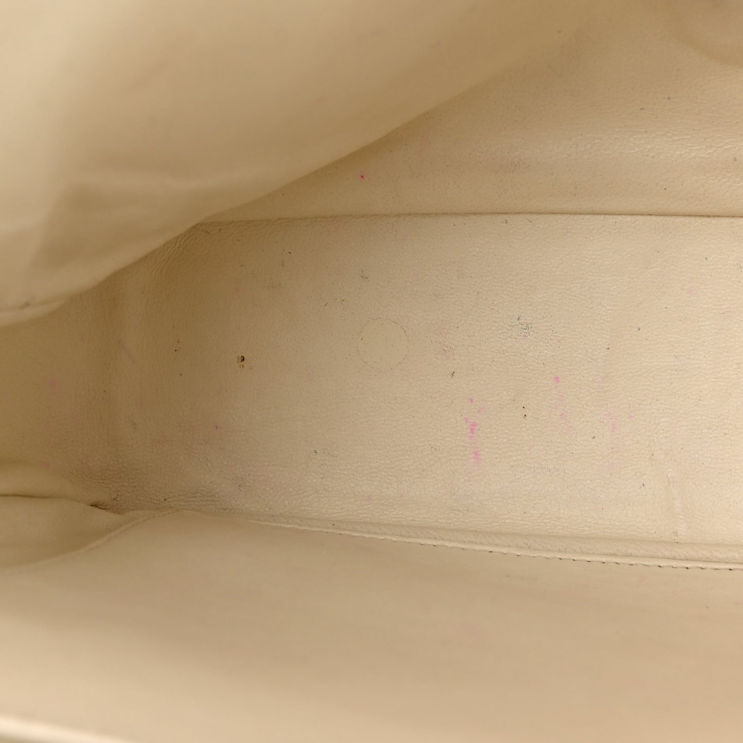 Caviar Quilted Jumbo Single Flap White