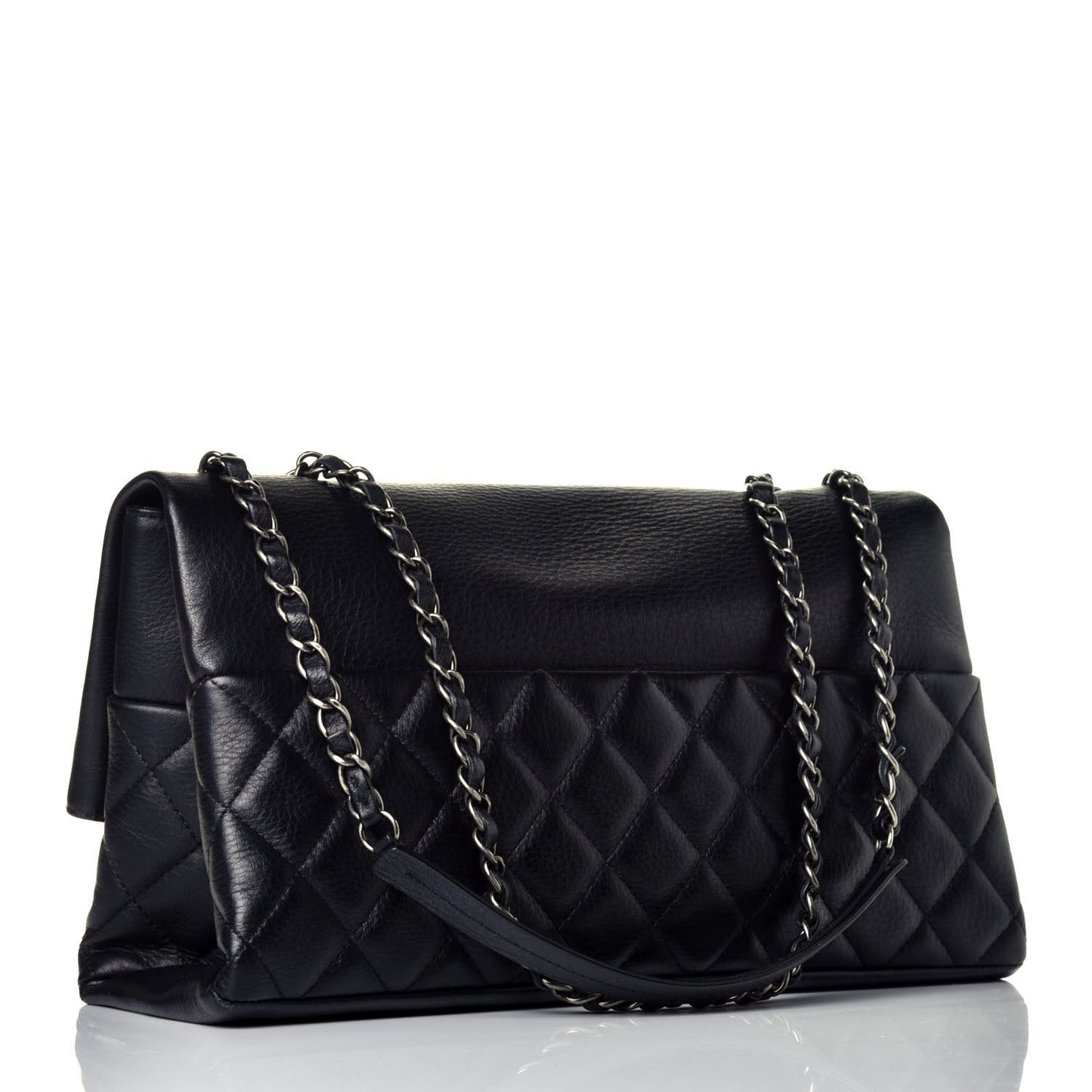 Distressed Calfskin Hamptons Flap Black