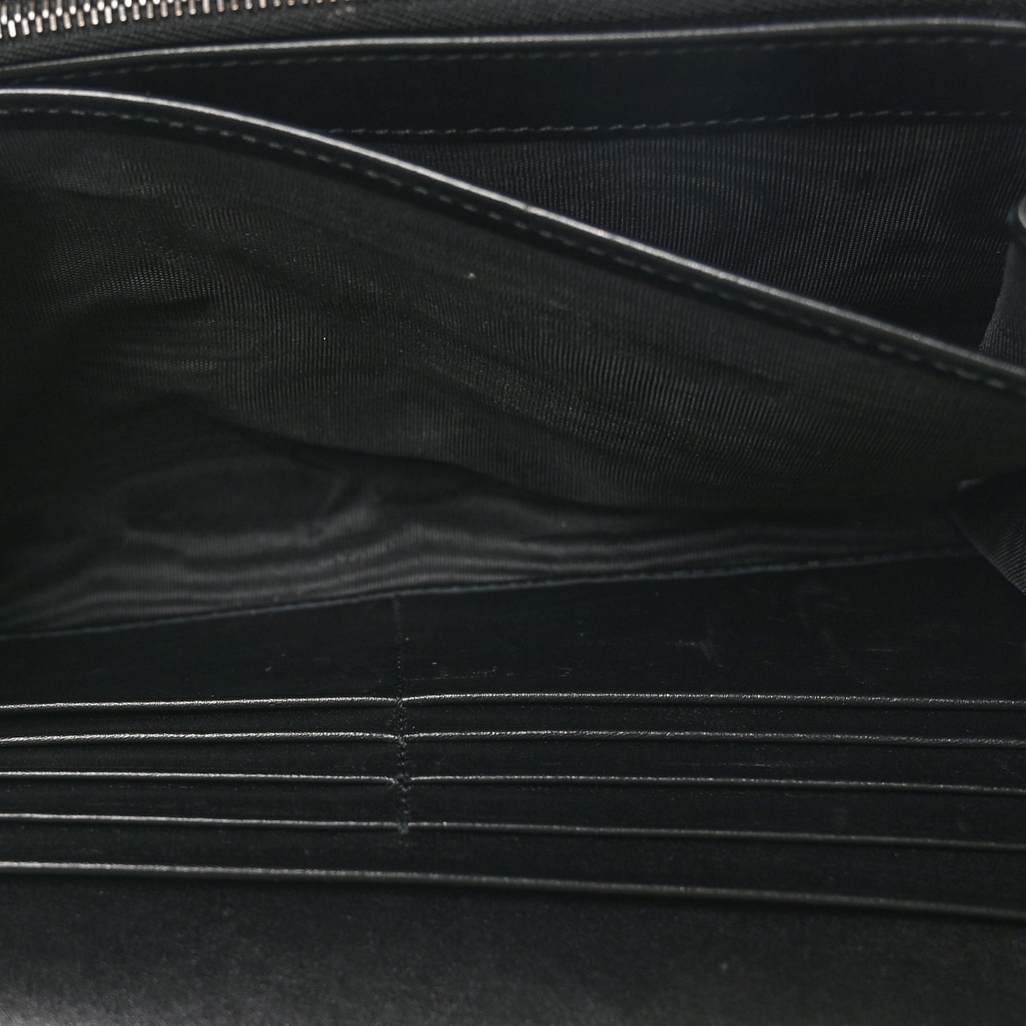 Calfskin Matelasse GG Marmont Chain Wallet Black