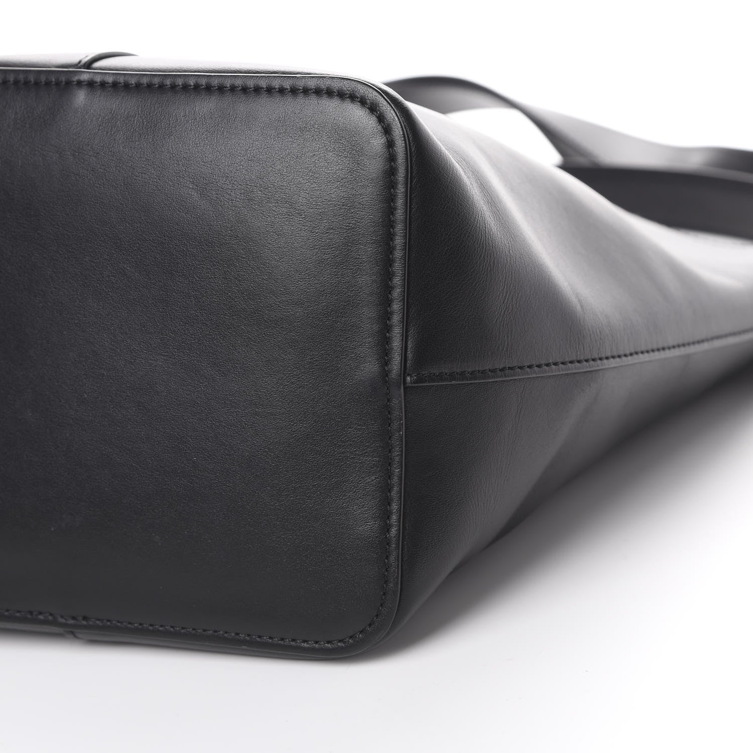 Mulberry Calfskin Kite Bucket Bag Black 9 of 11