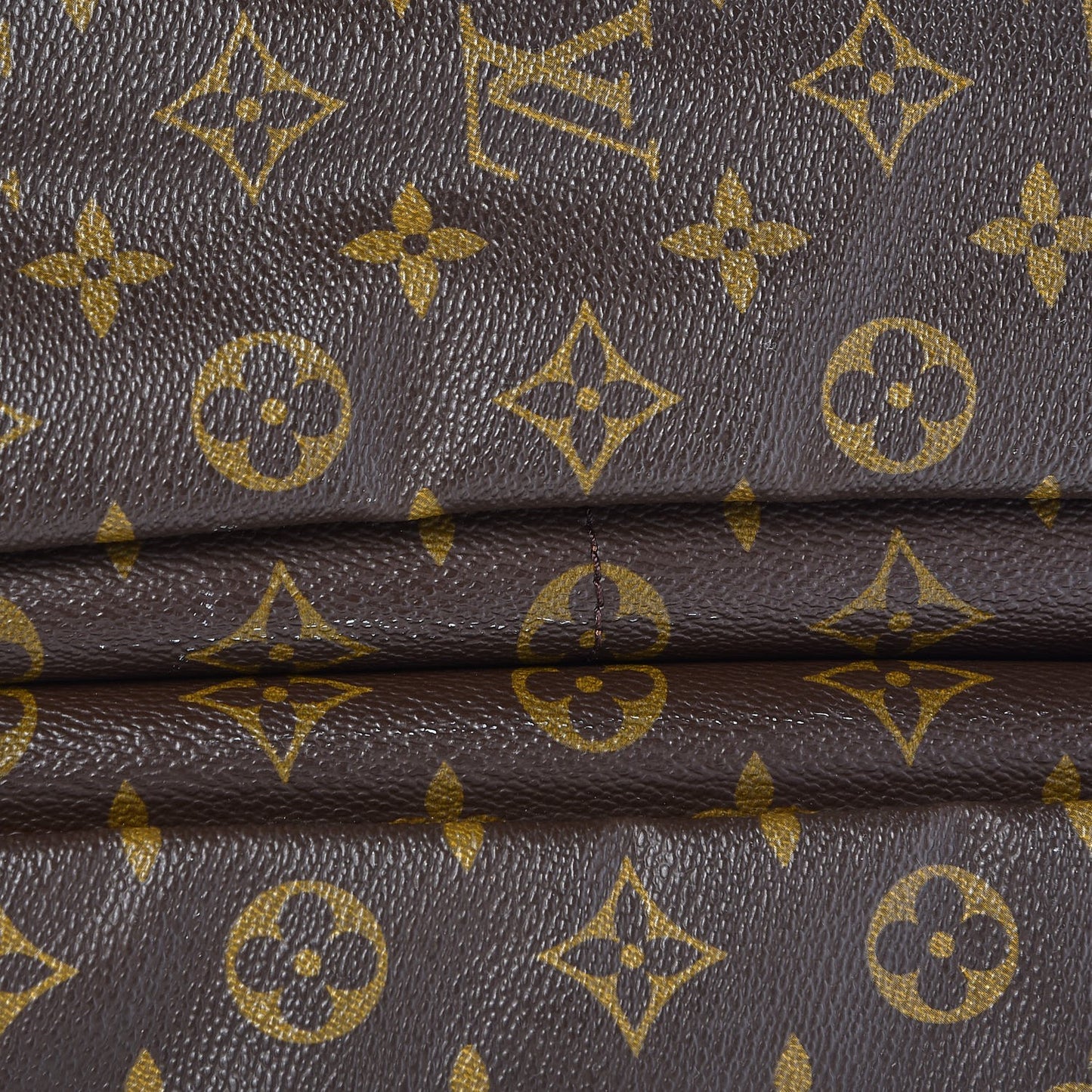 Monogram Saumur 35