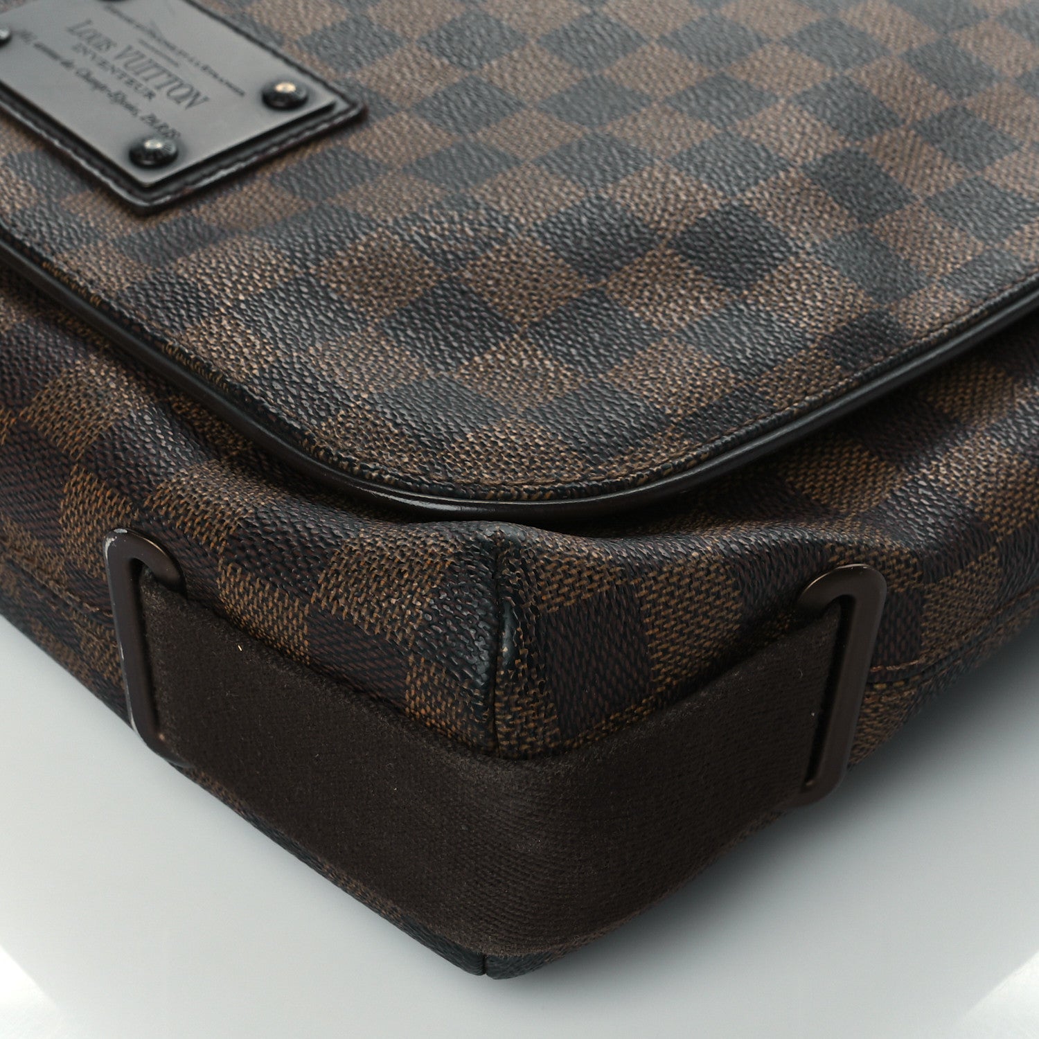 Louis Vuitton Damier Ebene Brooklyn MM 9 of 13