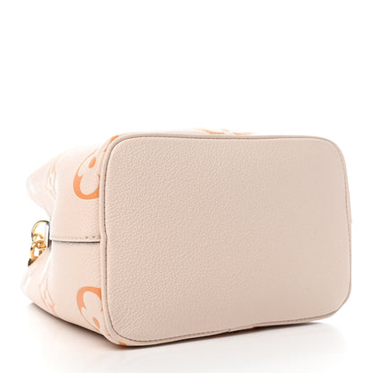 Louis Vuitton Empreinte Monogram Giant By The Pool Neonoe BB Cream Saffron 3 of 4