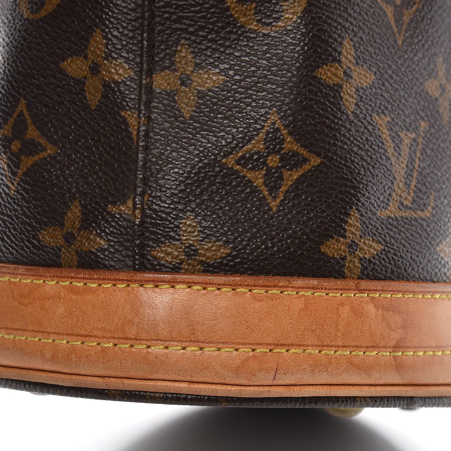 Louis Vuitton Monogram Petit Bucket 23 15 of 23