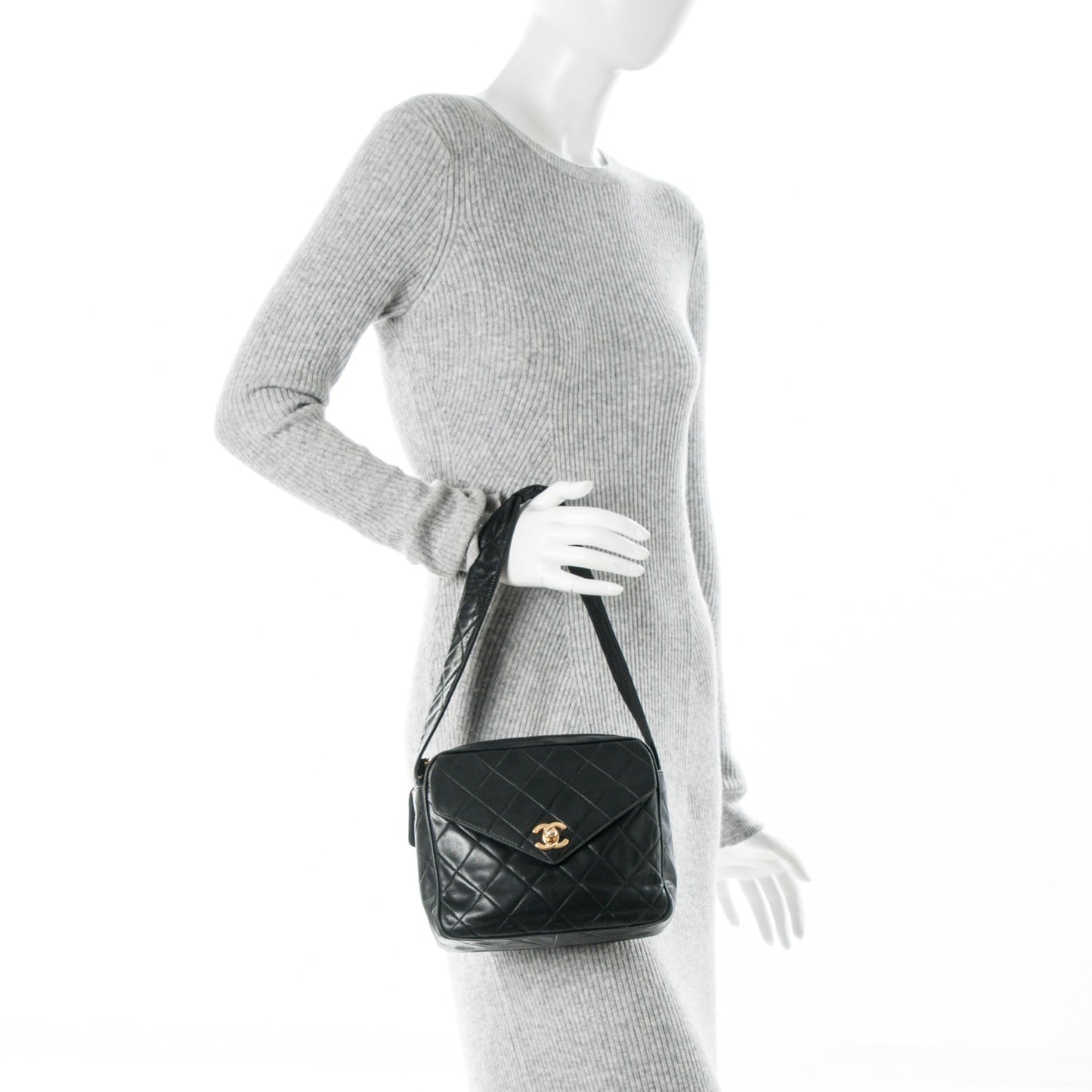 Lambskin Quilted Shoulder Bag Black