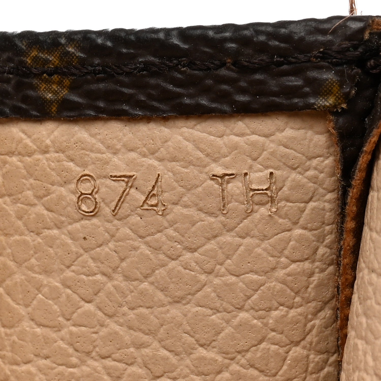 Louis Vuitton Monogram Toiletry Pouch 26 7 of 13