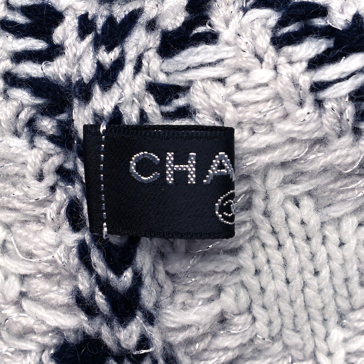Chanel Cashmere Blend CC Fingerless Gloves Beige White Black 3 of 4