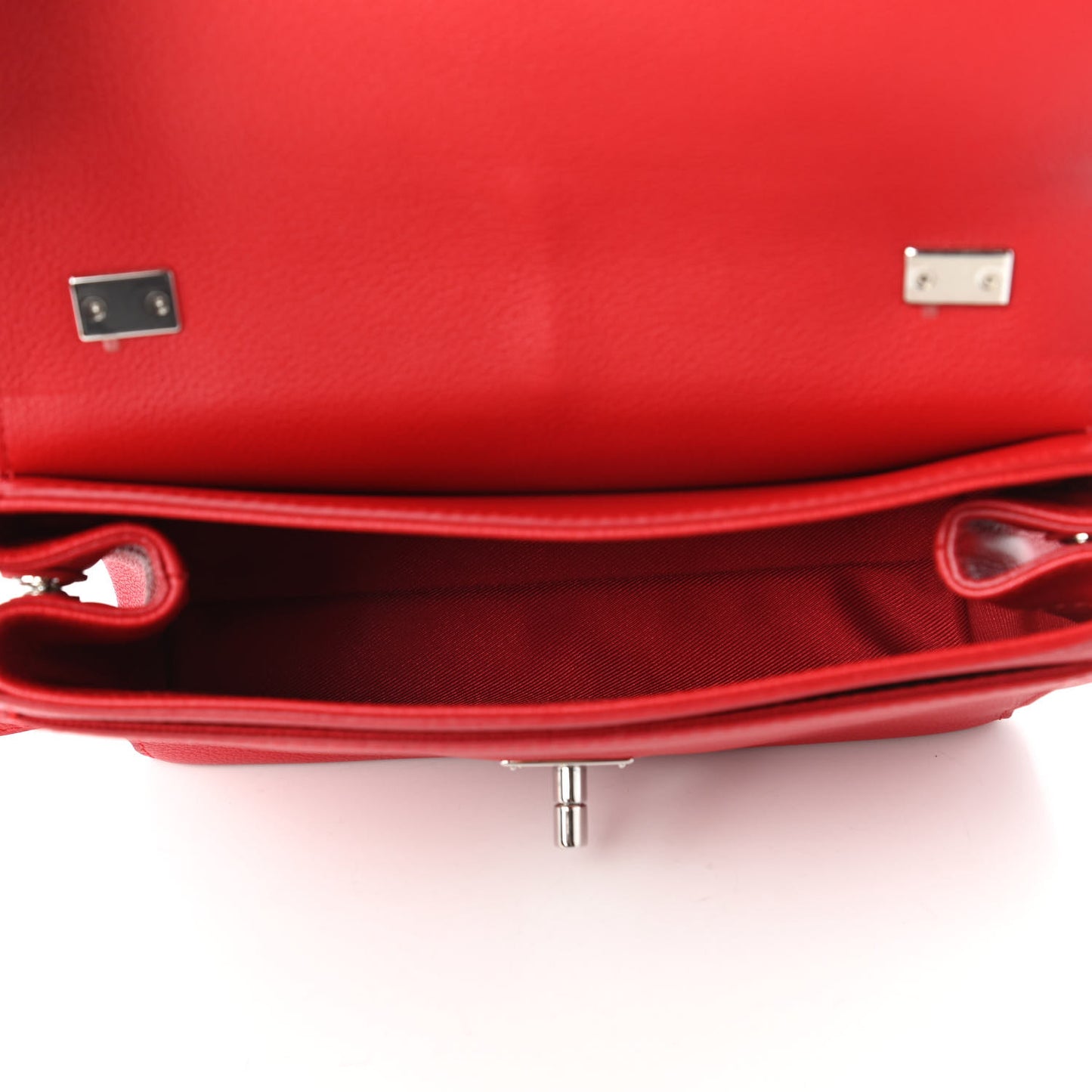 Calfskin Lockme II Chain Bag BB Rubis