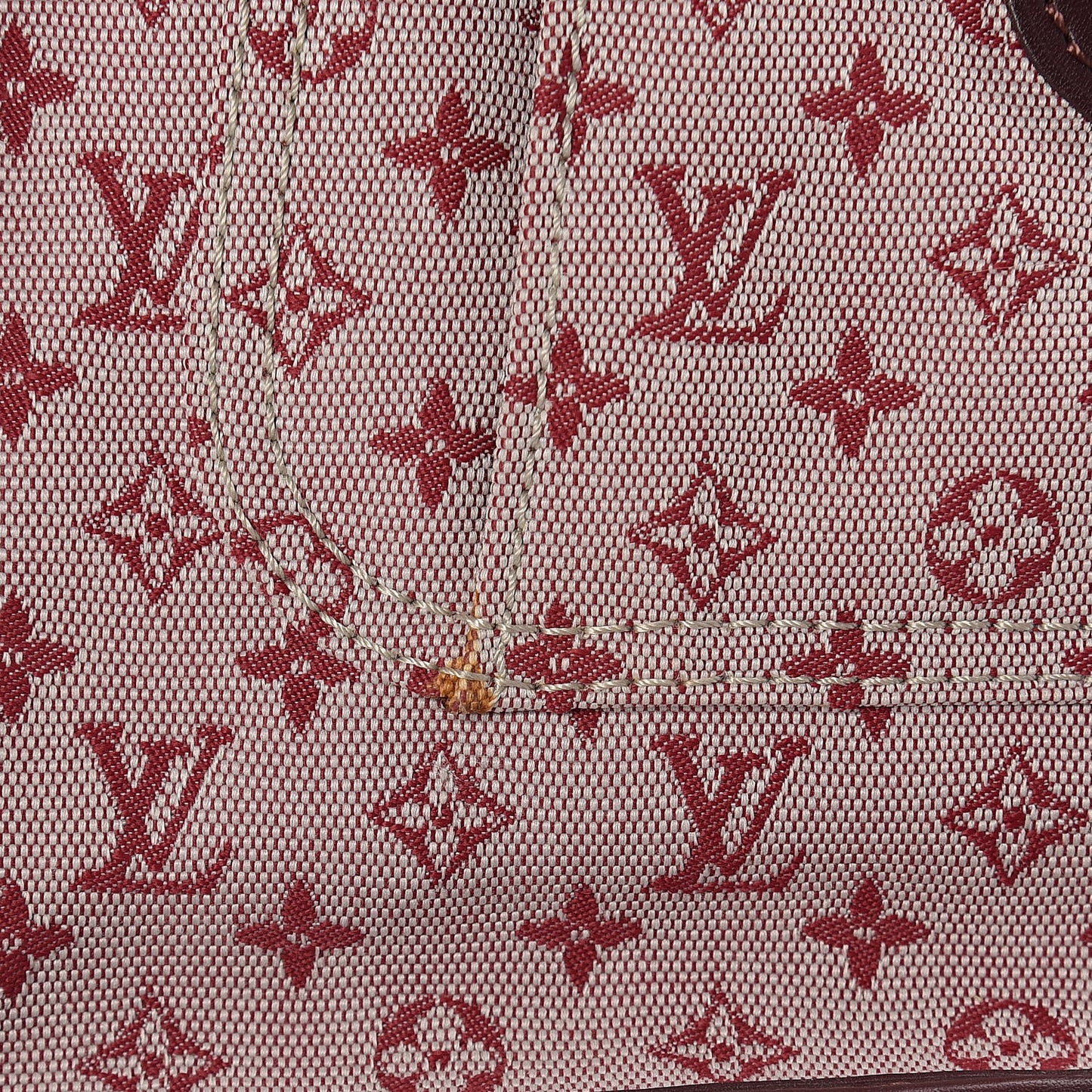 Mini Monogram Besace Mary Kate Cherry
