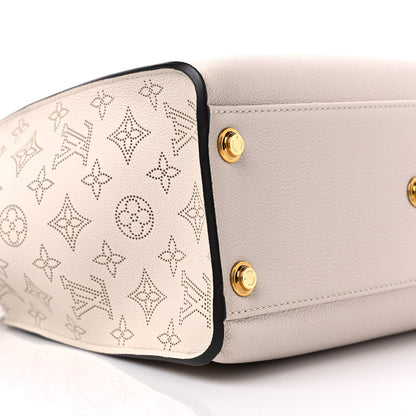 Louis Vuitton Mahina On My Side Greige 8 of 9